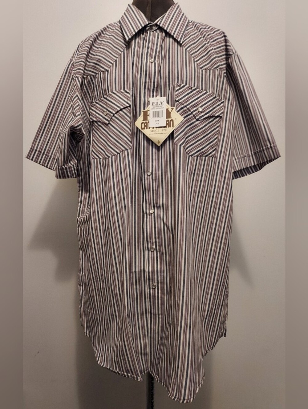 Ely Cattleman Men’s Short-Sleeve Striped Western Shirt - White & Gray